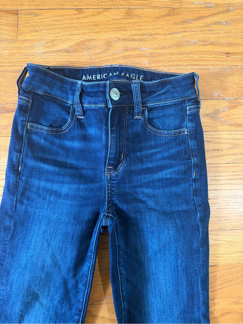 American Eagle Outfitters Dark Blue Skinny Jeans. Size 000 short. - Picture 2 of 7